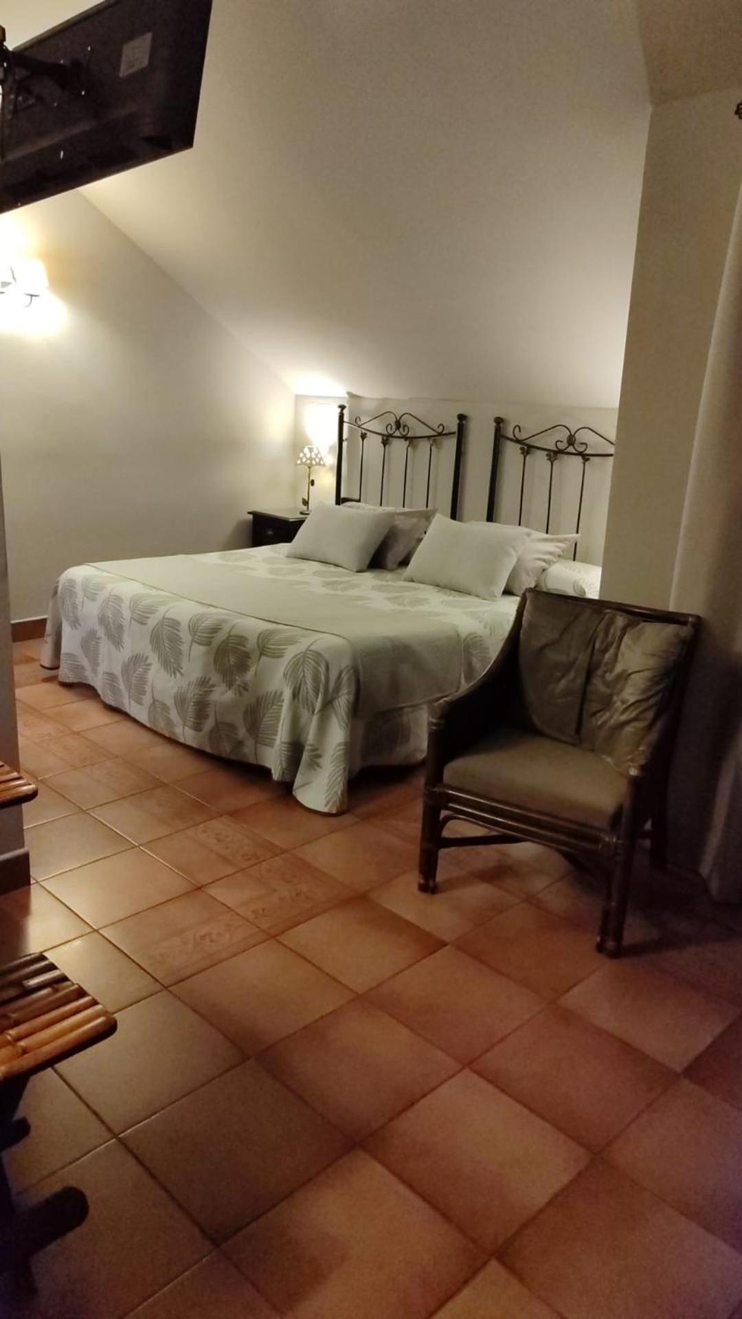 Hotel Baviera 리나레스 외부 사진